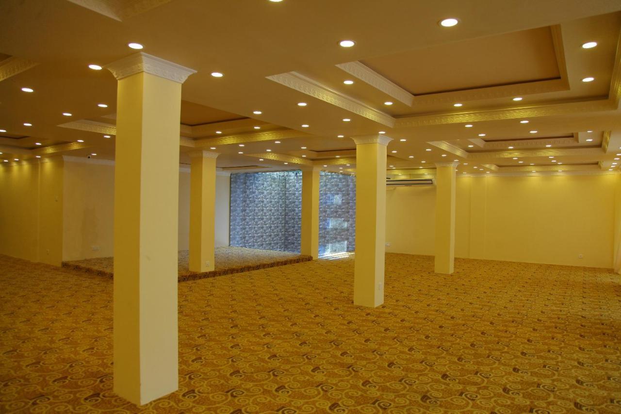 Hotel Nathaliya Katunayaka Bagian luar foto