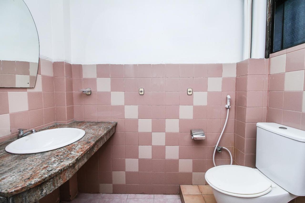 Hotel Nathaliya Katunayaka Bagian luar foto