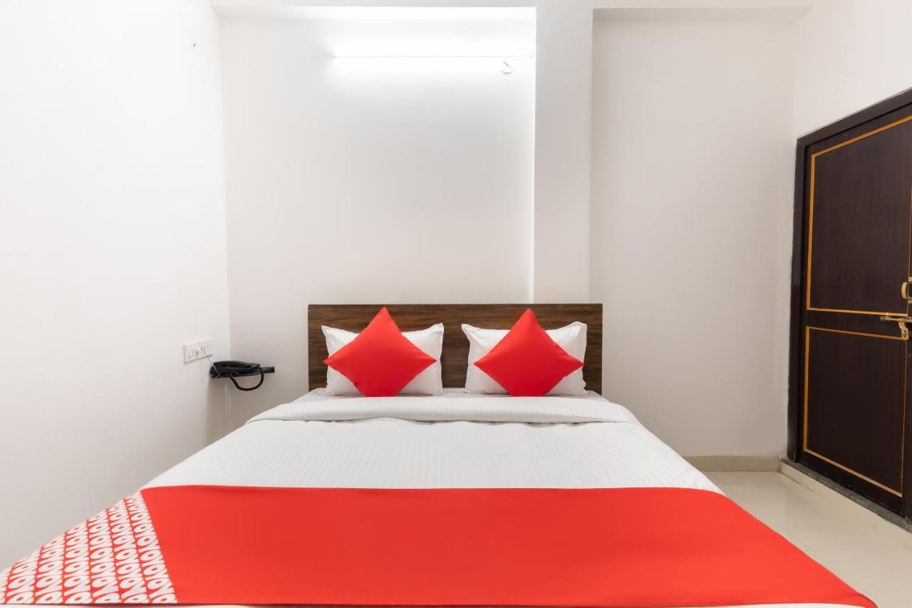 Hotel Nathaliya Katunayaka Bagian luar foto