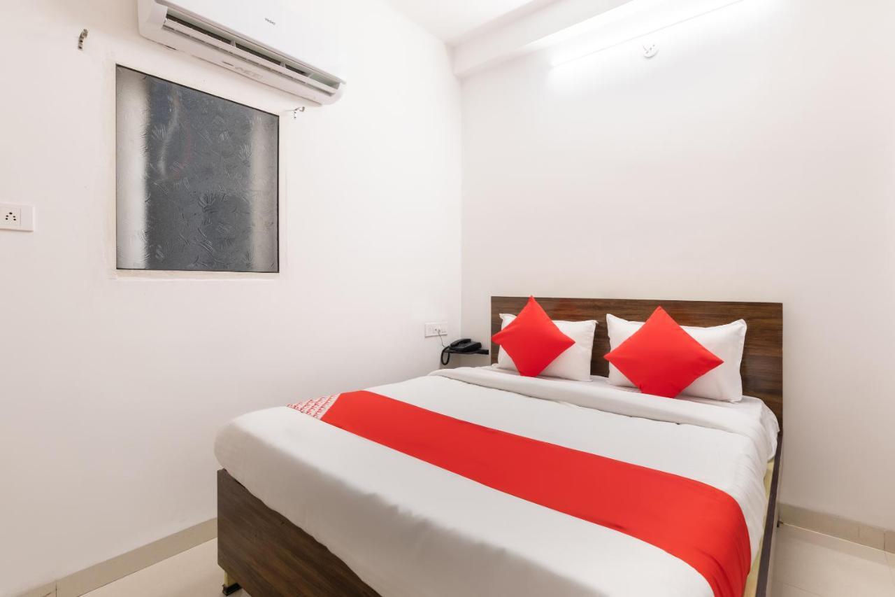 Hotel Nathaliya Katunayaka Bagian luar foto